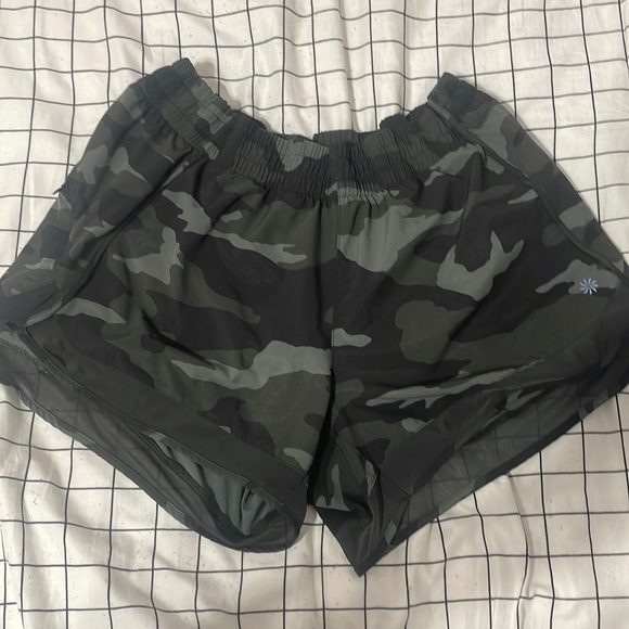 camo athleta shorts - Picture 1 of 3